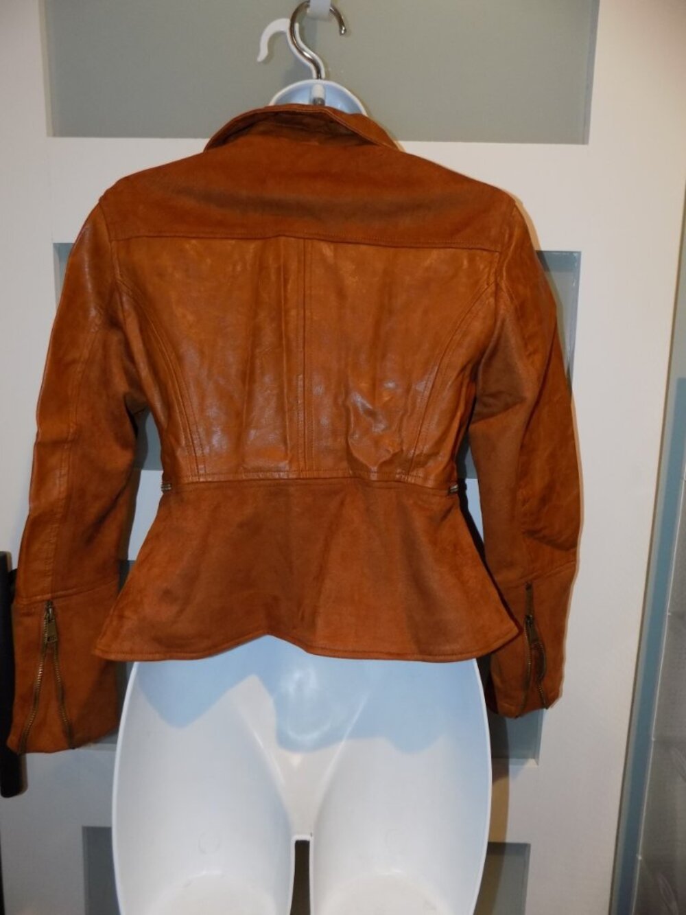 Anthropologie Robyn Faux Tan/Orange Leather Moto Jacket Size XSP WOMEN'S - Picture 3 of 3